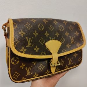 Louis Vuitton Sologne Monogram bag